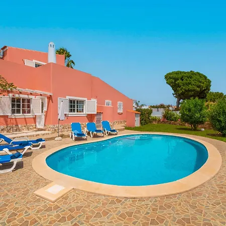 Flores By Algarve Vacation Villa *