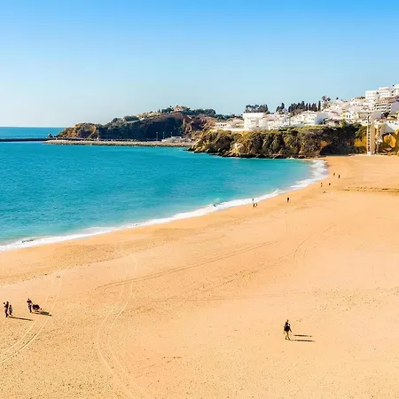 Villa Flores By Algarve Vacation Albufeira