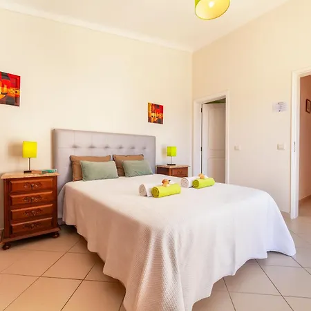 Flores By Algarve Vacation Villa