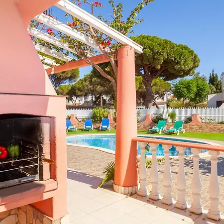 Flores By Algarve Vacation Villa *